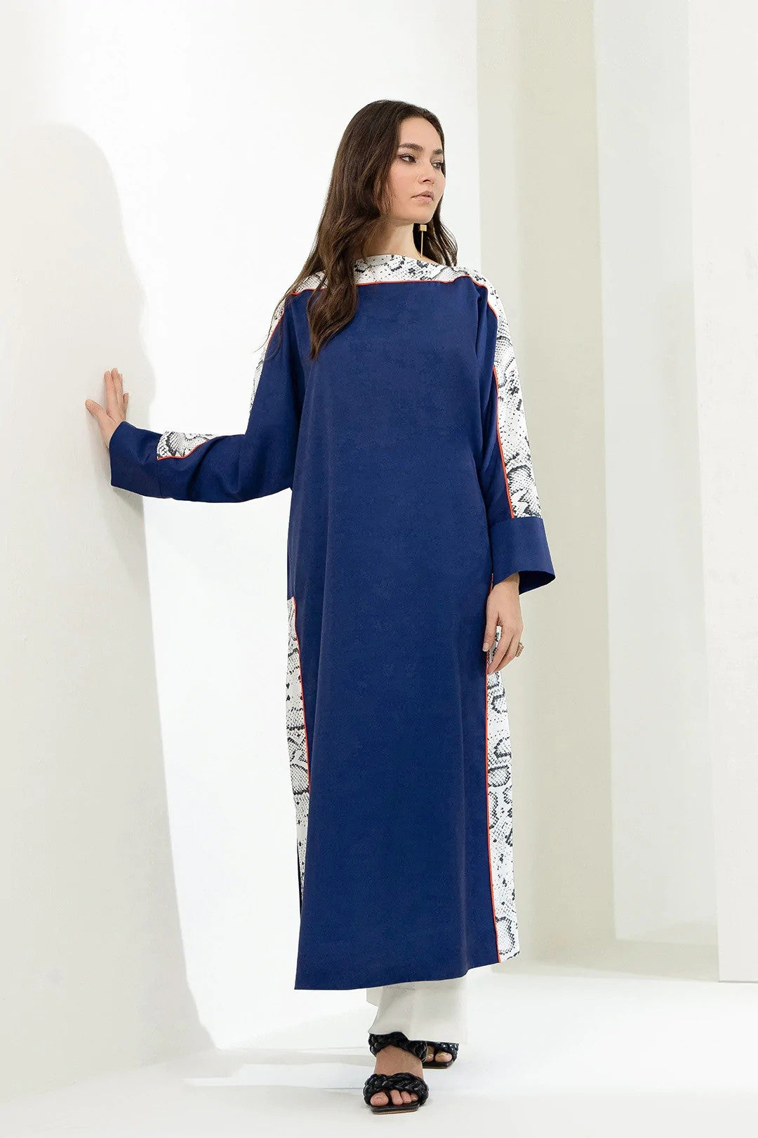 Navy Blue Boat Neck Printed Kurta