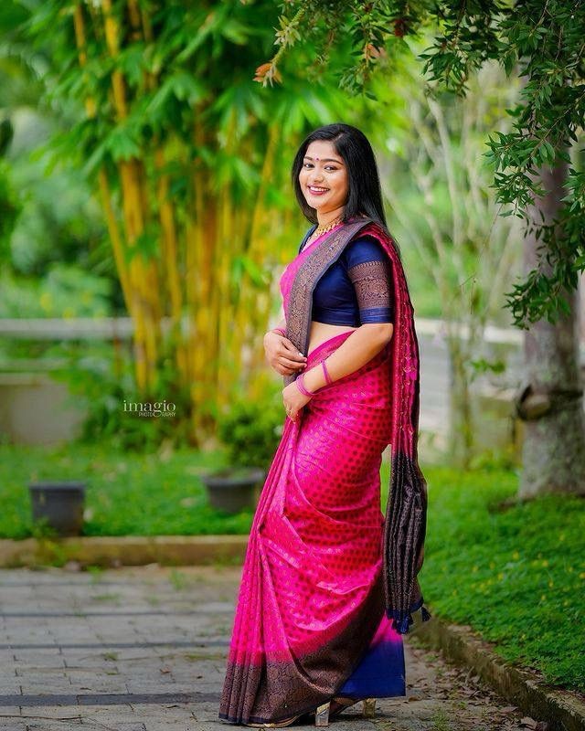 Pink Silk Saree with Jacquard work